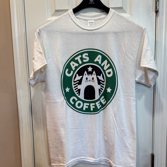 Gildan White T-Shirt with Green Cats and Coffee Design - Picture 1 of 4
